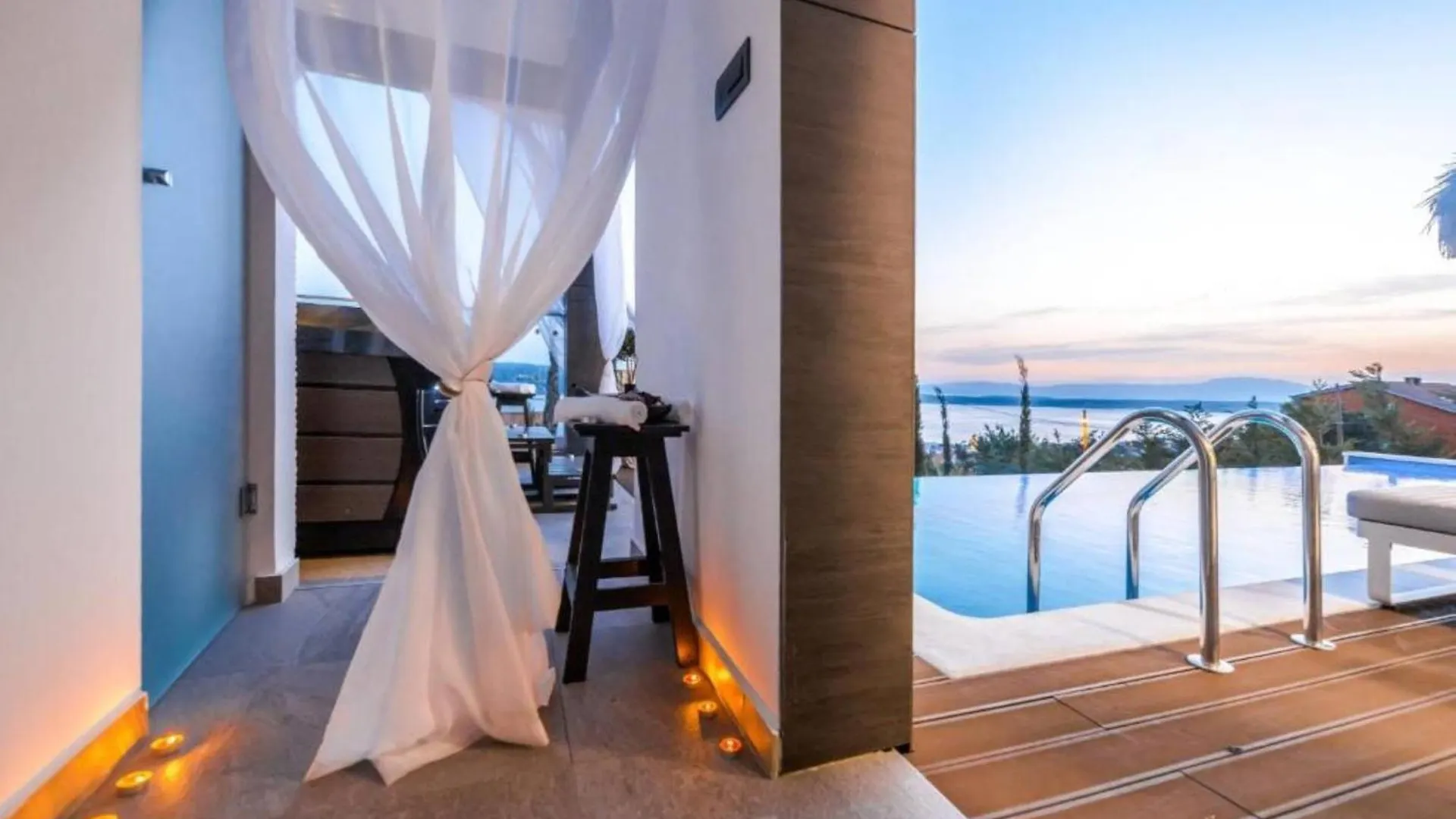 Luxurious And Stylish Villa With Pool & Jacuzzi Crikvenica