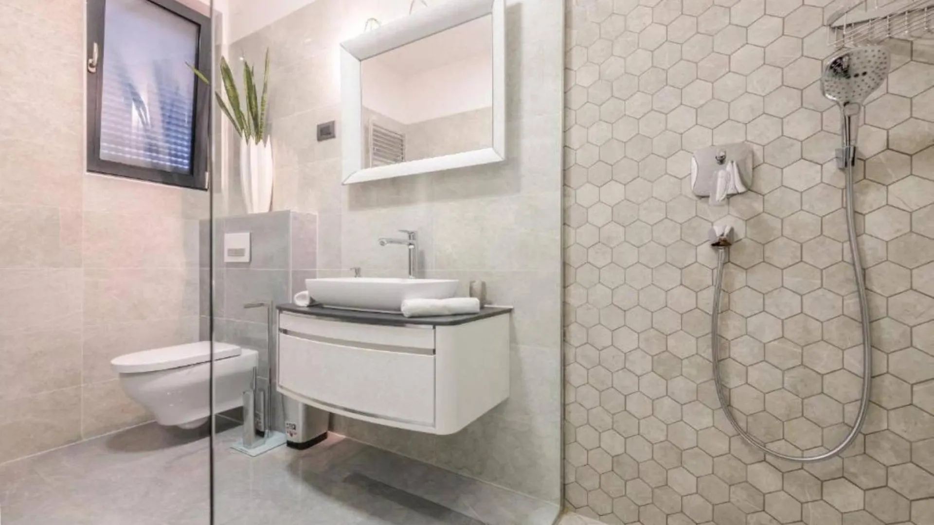 Luxurious And Stylish Villa With Pool & Jacuzzi Crikvenica